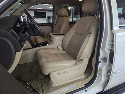 2013 GMC Yukon Denali 4DR SUV AWD   - Photo 9 - Hamilton, OH 45015