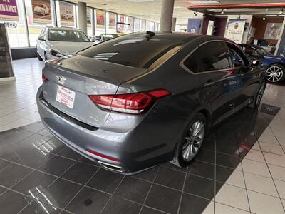 2016 Hyundai Genesis 3.8L 4DR SEDAN - Photo 6 - Hamilton, OH 45015