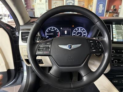 2016 Hyundai Genesis 3.8L 4DR SEDAN - Photo 12 - Hamilton, OH 45015