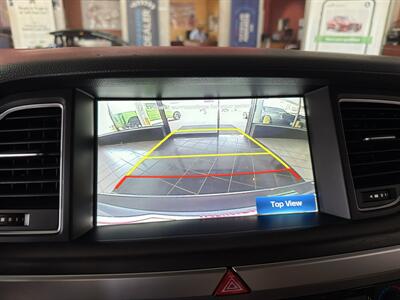 2016 Hyundai Genesis 3.8L 4DR SEDAN - Photo 15 - Hamilton, OH 45015