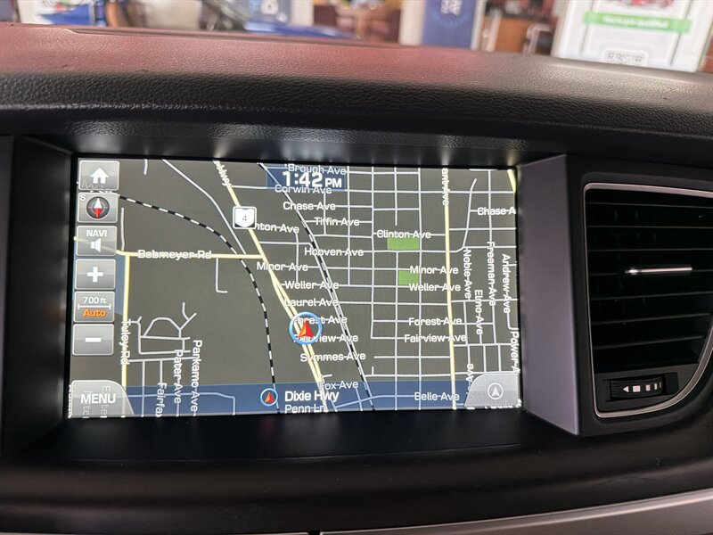 2016 Hyundai Genesis 3.8L 4DR SEDAN - Photo 14 - Hamilton, OH 45015