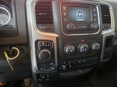 2017 RAM 1500 SLT CREW CAB 4X4 - Photo 22 - Hamilton, OH 45015