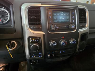 2017 RAM 1500 SLT CREW CAB 4X4 - Photo 21 - Hamilton, OH 45015