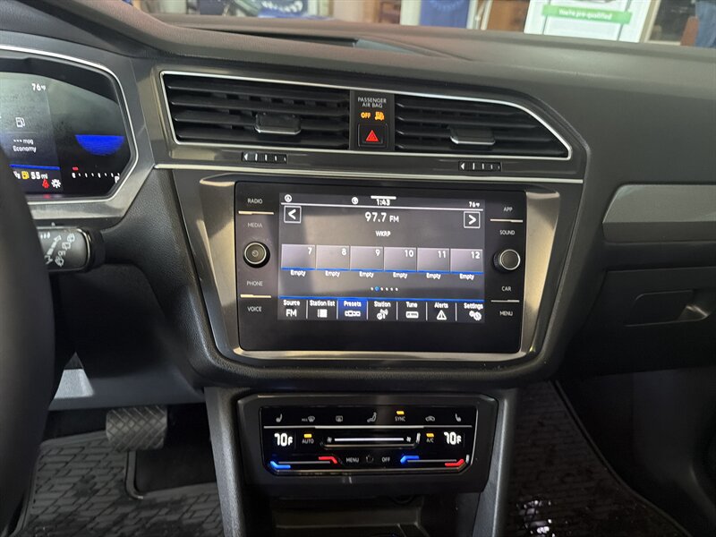 2023 Volkswagen Tiguan SE 4DR SUV - Photo 14 - Hamilton, OH 45015