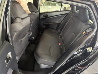 2022 Toyota Prius LE 4DR HATCHBACK   - Photo 19 - Hamilton, OH 45015