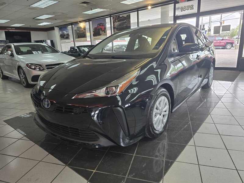 2022 Toyota Prius LE 4DR HATCHBACK   - Photo 1 - Hamilton, OH 45015