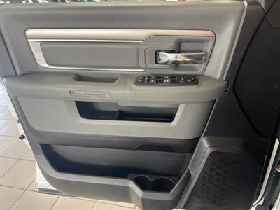 2019 RAM 1500 CLASSIC BIG HORN CREW CAB 4X4   - Photo 20 - Hamilton, OH 45015