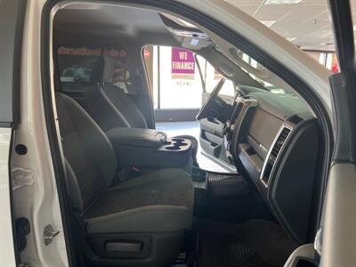 2019 RAM 1500 CLASSIC BIG HORN CREW CAB 4X4   - Photo 28 - Hamilton, OH 45015