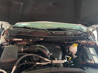 2019 RAM 1500 CLASSIC BIG HORN CREW CAB 4X4   - Photo 32 - Hamilton, OH 45015