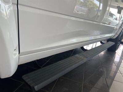 2019 RAM 1500 CLASSIC BIG HORN CREW CAB 4X4   - Photo 38 - Hamilton, OH 45015