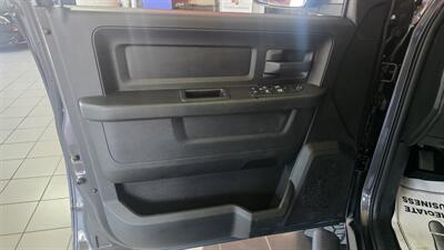 2016 RAM 3500 Tradesman   - Photo 18 - Hamilton, OH 45015