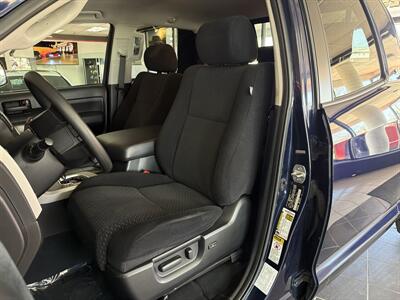 2010 Toyota Tundra Grade 4DR EXTENDED CAB4X4/TRD/SR5   - Photo 10 - Hamilton, OH 45015