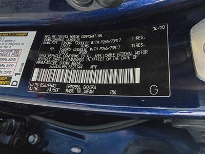 2020 Toyota 4Runner SR5 - Photo 33 - Hamilton, OH 45015