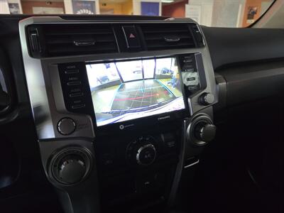 2020 Toyota 4Runner SR5 - Photo 20 - Hamilton, OH 45015