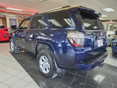 2020 Toyota 4Runner SR5 - Photo 6 - Hamilton, OH 45015