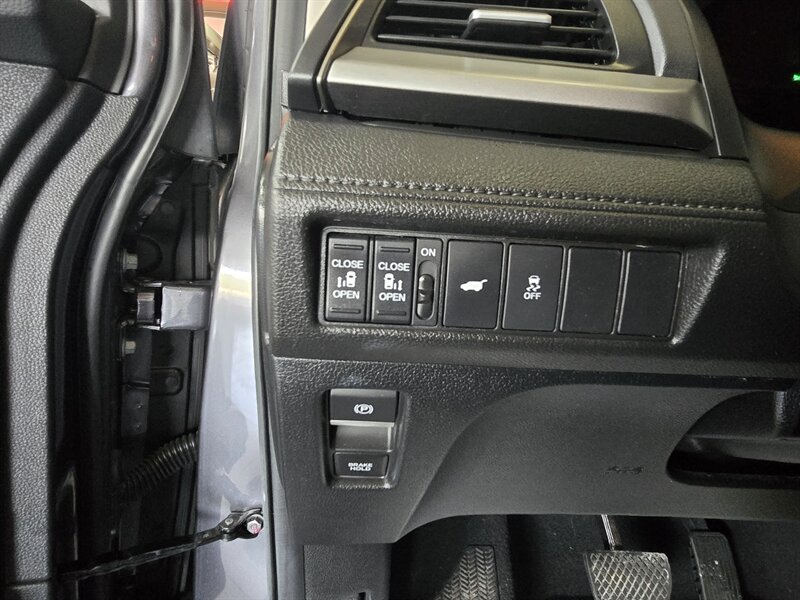 2025 Honda Odyssey EX-L 4DR MINI-VAN - Photo 20 - Hamilton, OH 45015