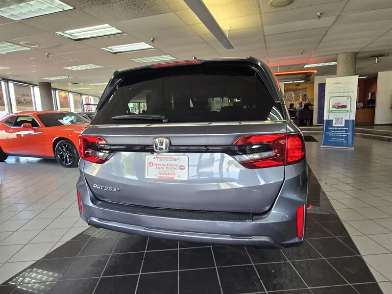 2025 Honda Odyssey EX-L 4DR MINI-VAN - Photo 5 - Hamilton, OH 45015