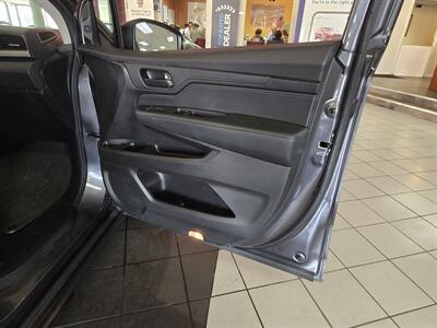 2025 Honda Odyssey EX-L 4DR MINI-VAN - Photo 12 - Hamilton, OH 45015