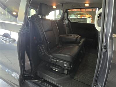 2025 Honda Odyssey EX-L 4DR MINI-VAN - Photo 15 - Hamilton, OH 45015