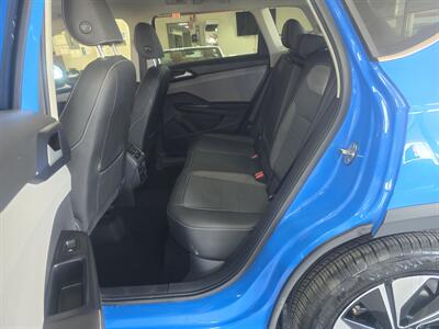 2024 Volkswagen Taos SE 4Motion 4DR SUV AWD - Photo 10 - Hamilton, OH 45015