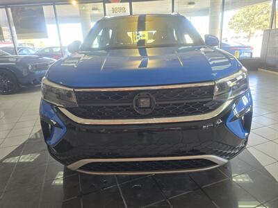 2024 Volkswagen Taos SE 4Motion 4DR SUV AWD - Photo 2 - Hamilton, OH 45015