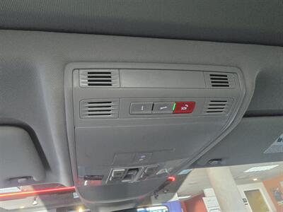 2024 Volkswagen Taos SE 4Motion 4DR SUV AWD - Photo 24 - Hamilton, OH 45015