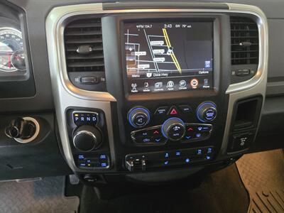 2015 RAM 1500 Big Horn/CREW CAB/4X4   - Photo 22 - Hamilton, OH 45015