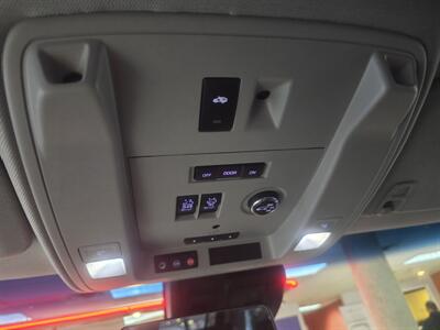 2017 Cadillac Escalade ESV Premium Luxury 4DR SUV AWD - Photo 31 - Hamilton, OH 45015