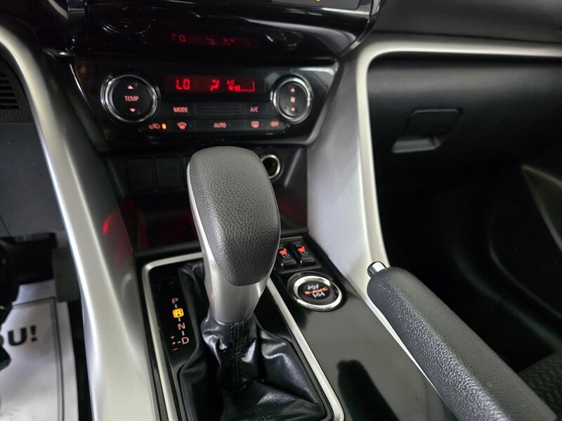 2024 Mitsubishi Eclipse Cross LE - Photo 21 - Hamilton, OH 45015