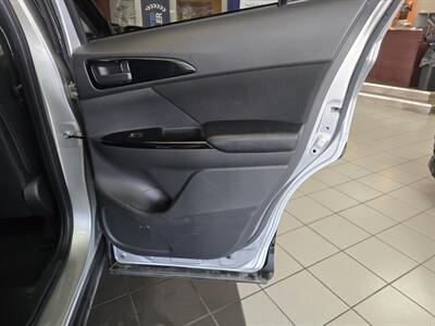 2024 Mitsubishi Eclipse Cross LE - Photo 15 - Hamilton, OH 45015