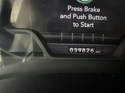 2024 RAM 1500 Laramie CREW CAB 4X4/HEMI   - Photo 13 - Hamilton, OH 45015