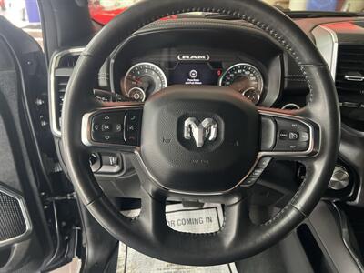 2024 RAM 1500 Laramie CREW CAB 4X4/HEMI   - Photo 14 - Hamilton, OH 45015