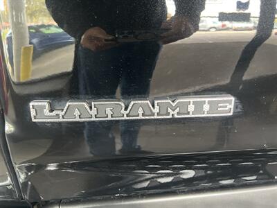 2024 RAM 1500 Laramie CREW CAB 4X4/HEMI   - Photo 31 - Hamilton, OH 45015