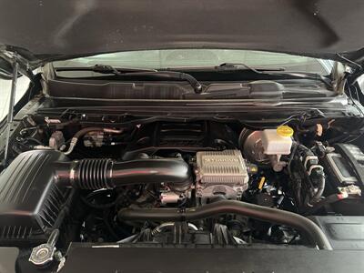 2024 RAM 1500 Laramie CREW CAB 4X4/HEMI   - Photo 33 - Hamilton, OH 45015
