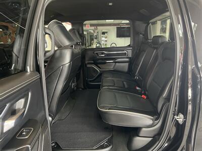 2024 RAM 1500 Laramie CREW CAB 4X4/HEMI   - Photo 21 - Hamilton, OH 45015