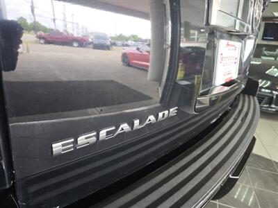 2007 Cadillac Escalade ESV 4DR SUV 4X4   - Photo 26 - Hamilton, OH 45015