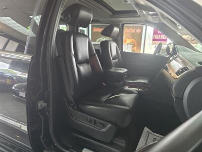 2007 Cadillac Escalade ESV 4DR SUV 4X4   - Photo 14 - Hamilton, OH 45015
