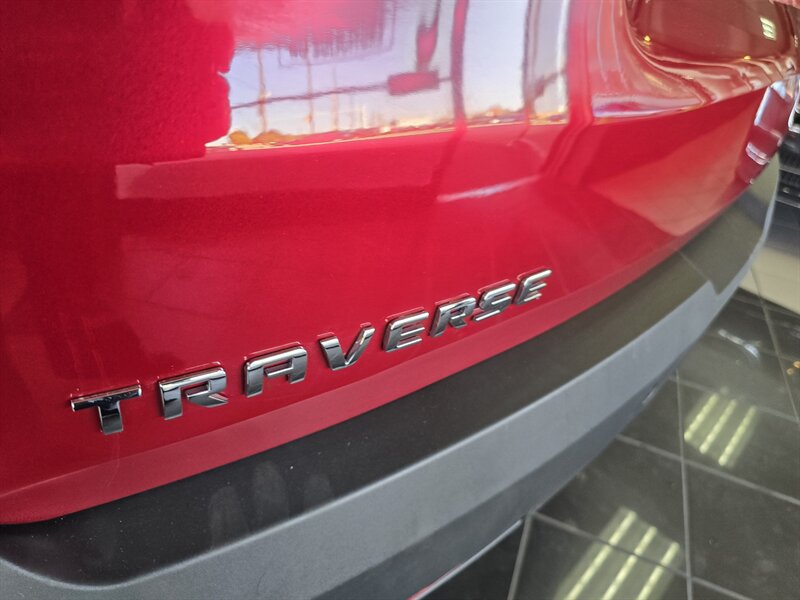 2021 Chevrolet Traverse LT Cloth 4DR SUV w/1LT - Photo 37 - Hamilton, OH 45015