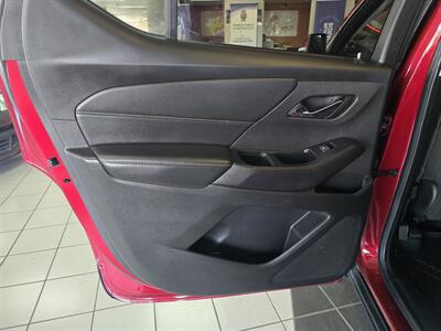 2021 Chevrolet Traverse LT Cloth 4DR SUV w/1LT - Photo 10 - Hamilton, OH 45015