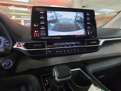 2024 Toyota Sienna XLE 8-Passenger 4DR MINI-VAN - Photo 25 - Hamilton, OH 45015