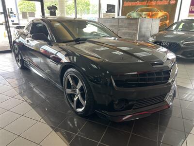 2011 Chevrolet Camaro 2SS 2DR COUPE   - Photo 4 - Hamilton, OH 45015
