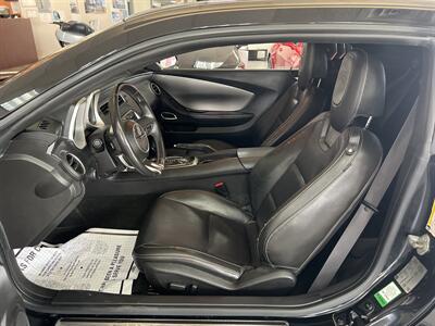 2011 Chevrolet Camaro 2SS 2DR COUPE   - Photo 9 - Hamilton, OH 45015