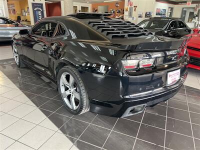 2011 Chevrolet Camaro 2SS 2DR COUPE   - Photo 6 - Hamilton, OH 45015