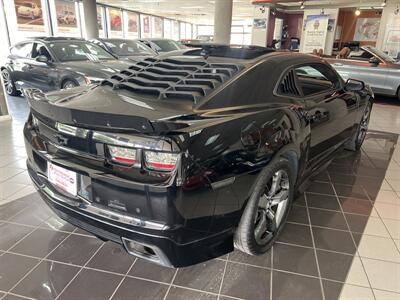 2011 Chevrolet Camaro 2SS 2DR COUPE   - Photo 5 - Hamilton, OH 45015