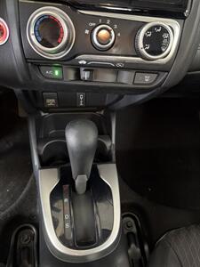 2018 Honda Fit EX - Photo 16 - Hamilton, OH 45015