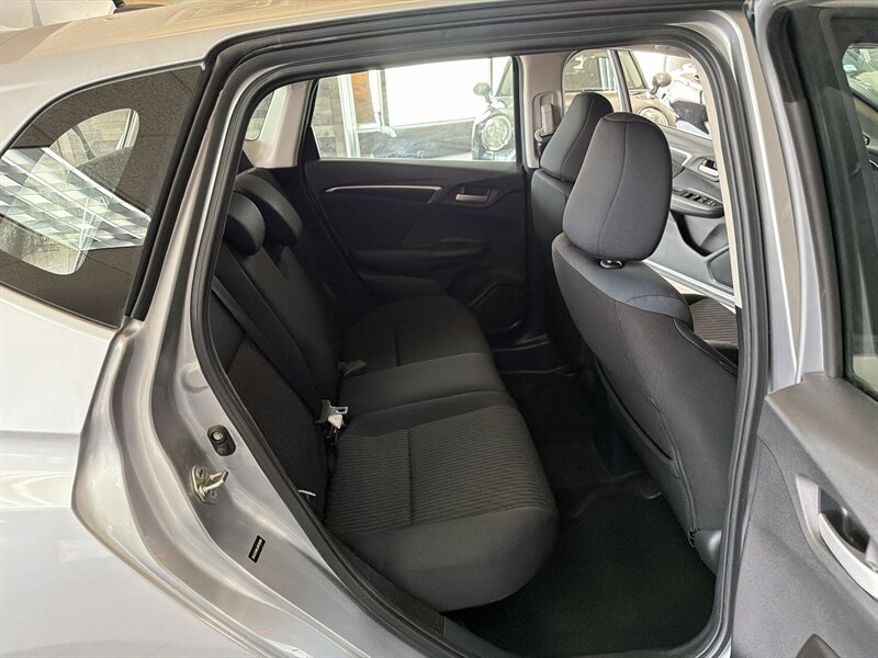 2018 Honda Fit EX - Photo 22 - Hamilton, OH 45015