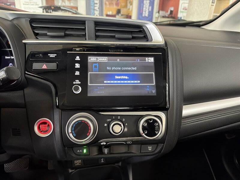 2018 Honda Fit EX - Photo 14 - Hamilton, OH 45015