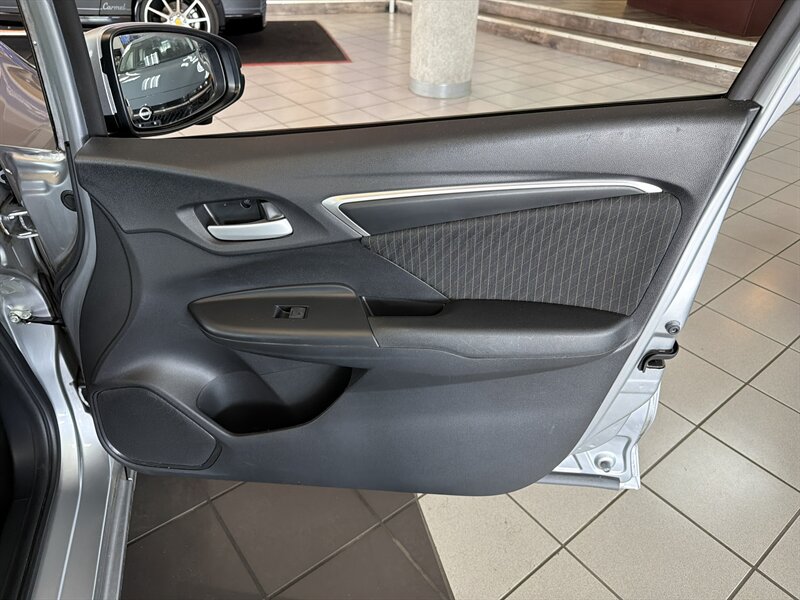 2018 Honda Fit EX - Photo 27 - Hamilton, OH 45015