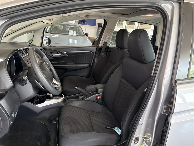 2018 Honda Fit EX - Photo 9 - Hamilton, OH 45015