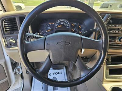 2004 Chevrolet Silverado 3500 Work Truck 4DR CREW CAB   - Photo 15 - Hamilton, OH 45015